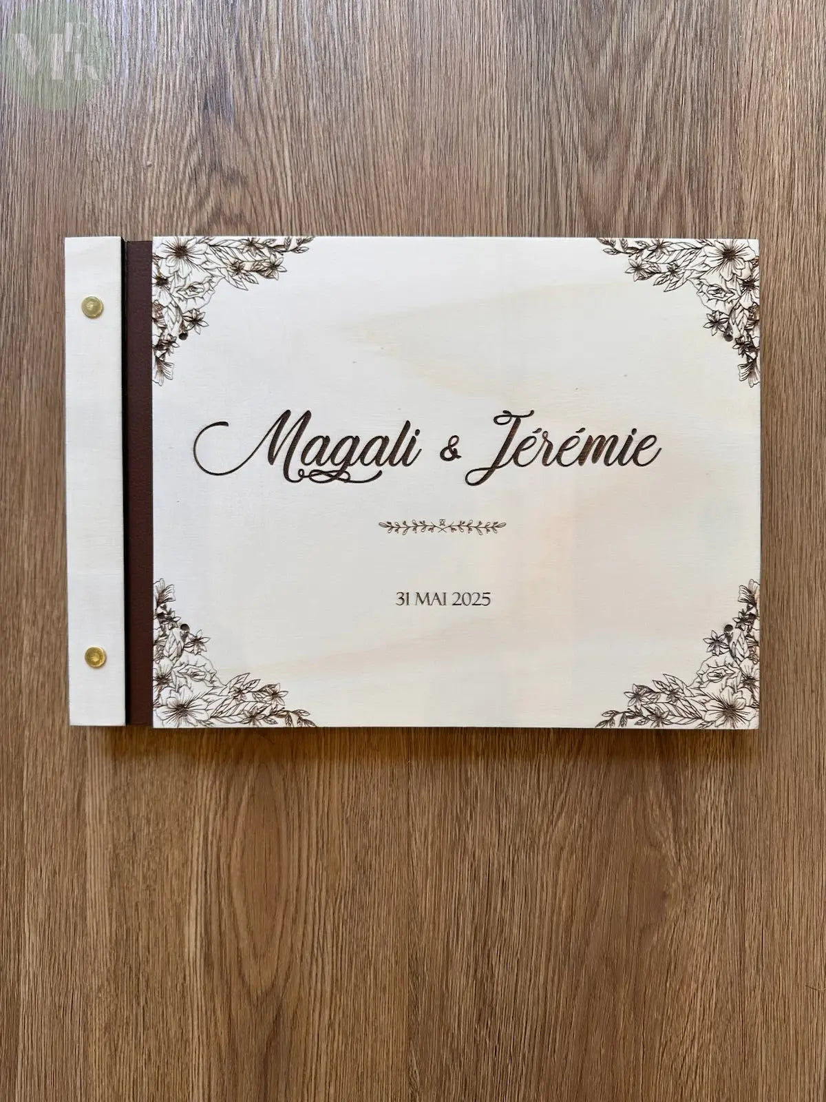 Livre d'or personnalisé mariage Atelier MFK