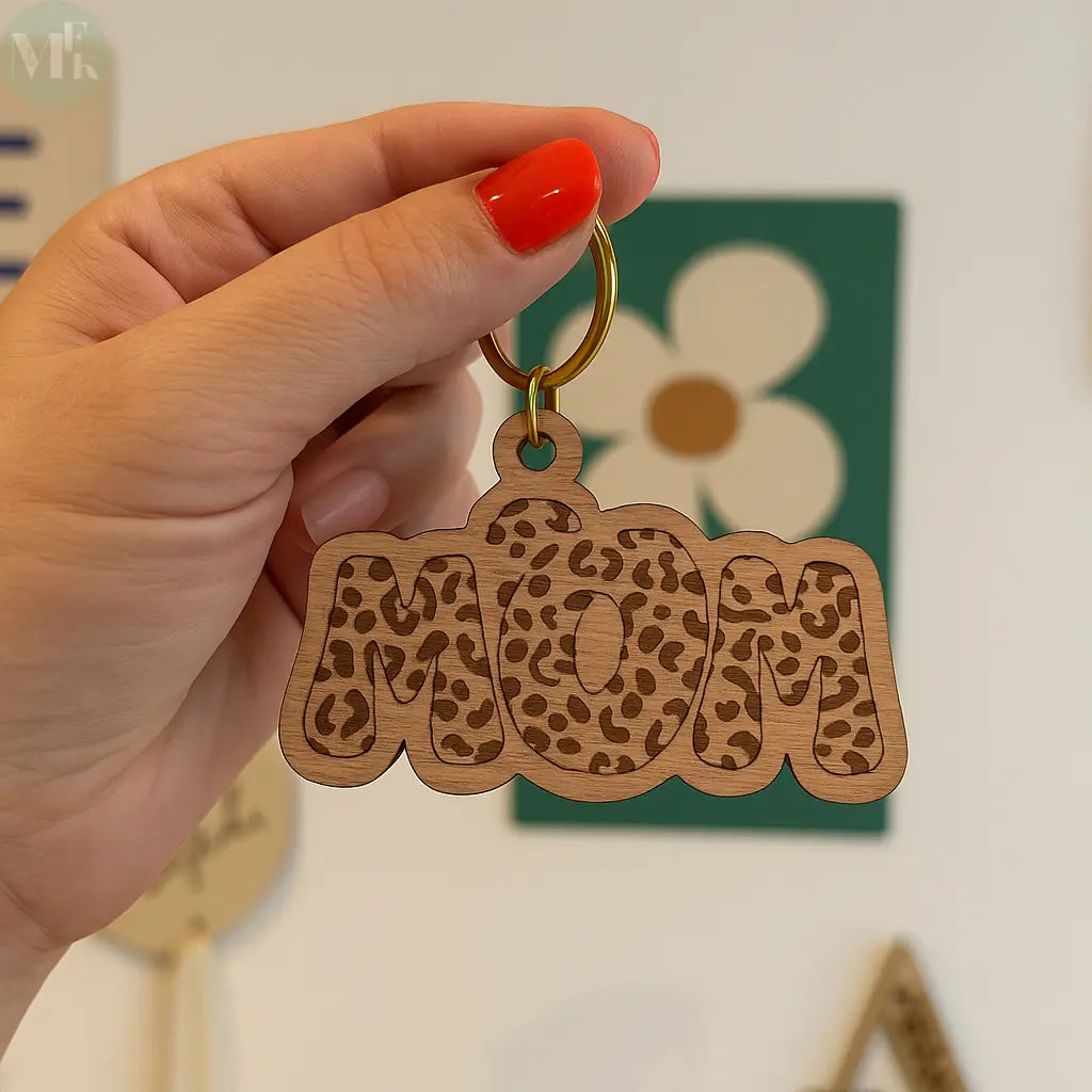 Porte clés personnalisé Fête des Mères – Cadeau gravé bois Atelier MFK