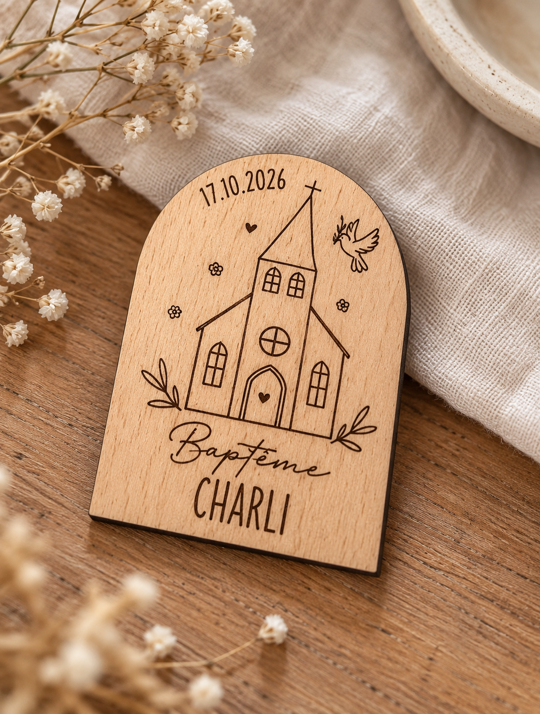 Magnet de baptême en bois personnalisé – Arche église & colombe