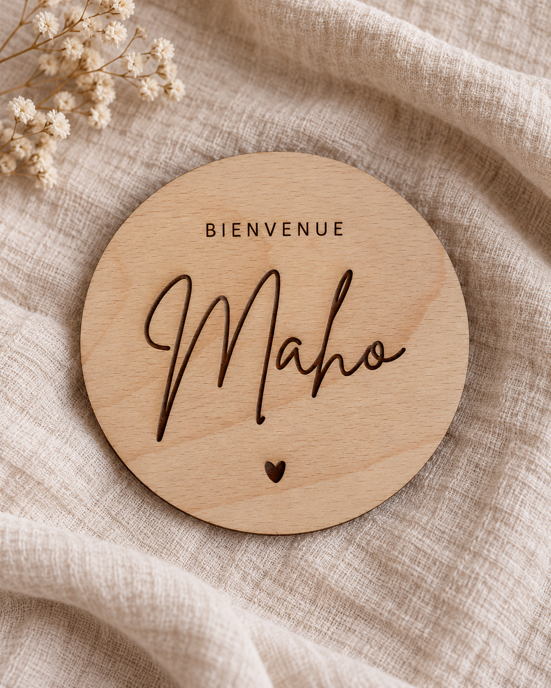 Carte de Bienvenue Bébé Personnalisée en Bois Gravé – Cadeau Naissance Atelier MFK