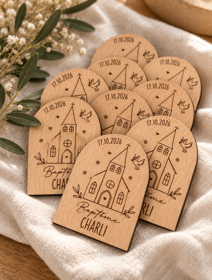 Magnet de baptême en bois personnalisé – Arche église & colombe