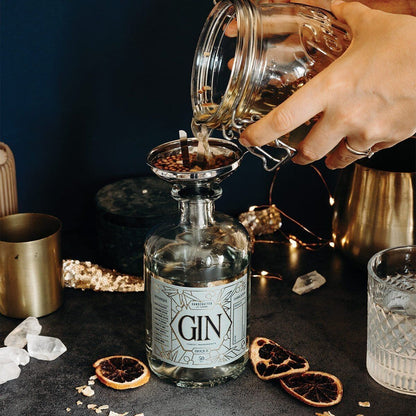 Kit DIY fabriquer son propre gin - Les Raffineurs