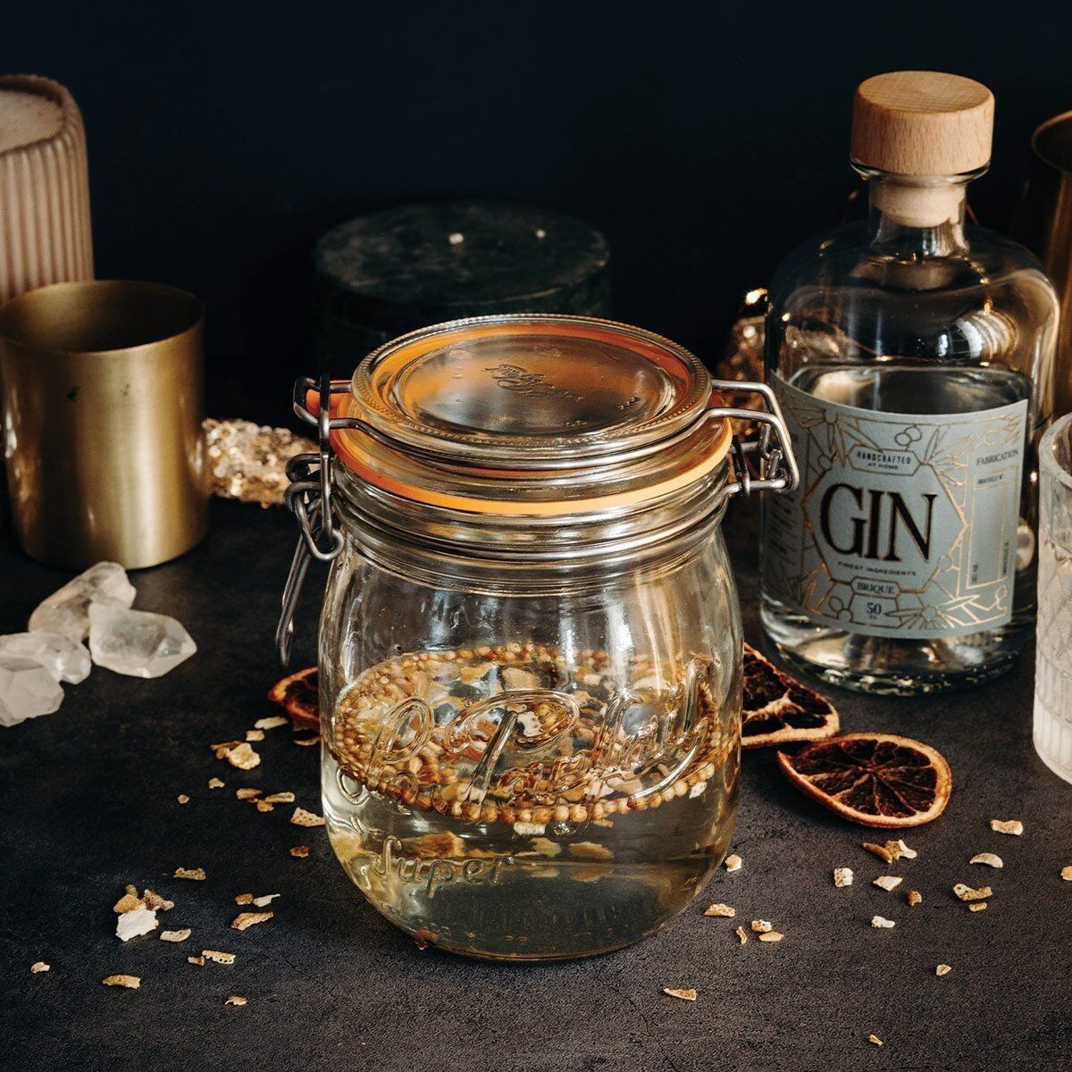 Kit DIY fabriquer son propre gin - Les Raffineurs