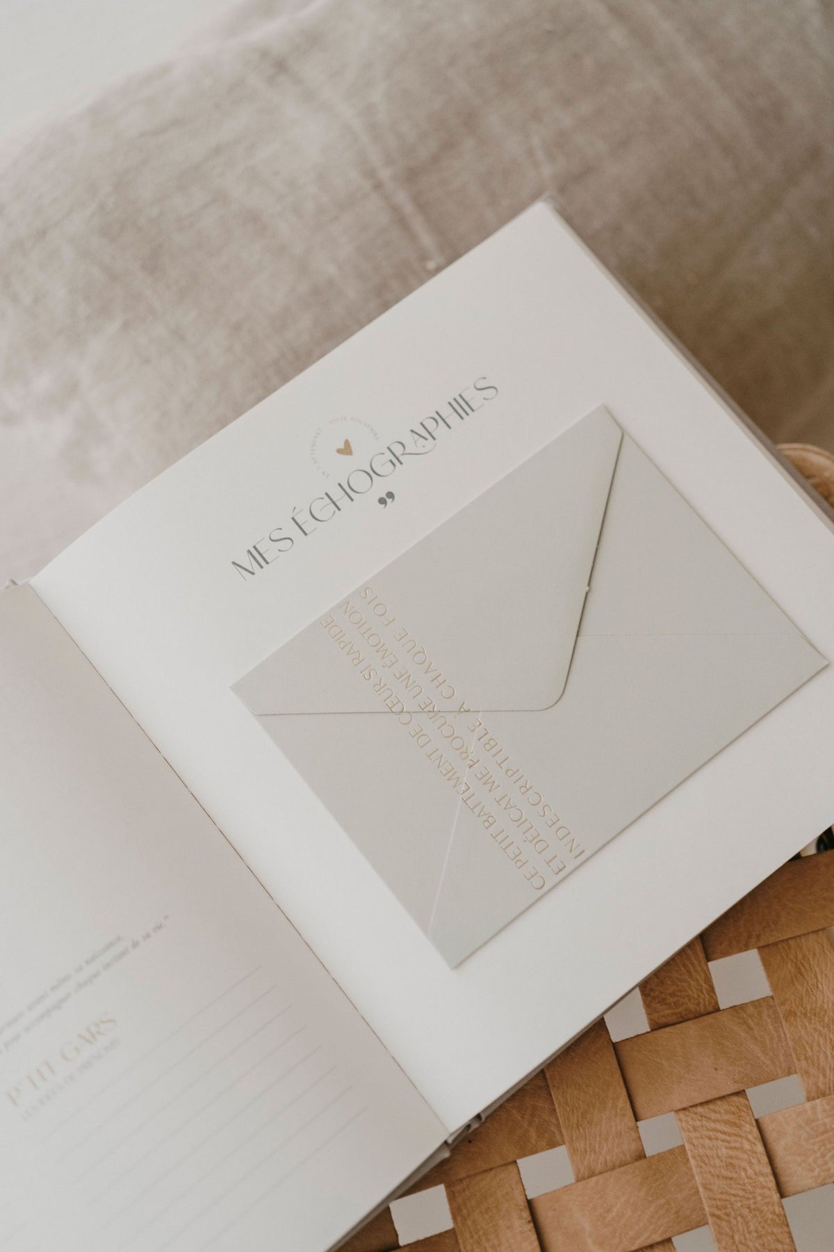 Livre de naissance bébé - Pure - couverture en lin - ZAKUW