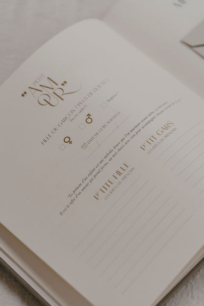 Livre de naissance bébé - Petit Amour - velours beige - ZAKUW