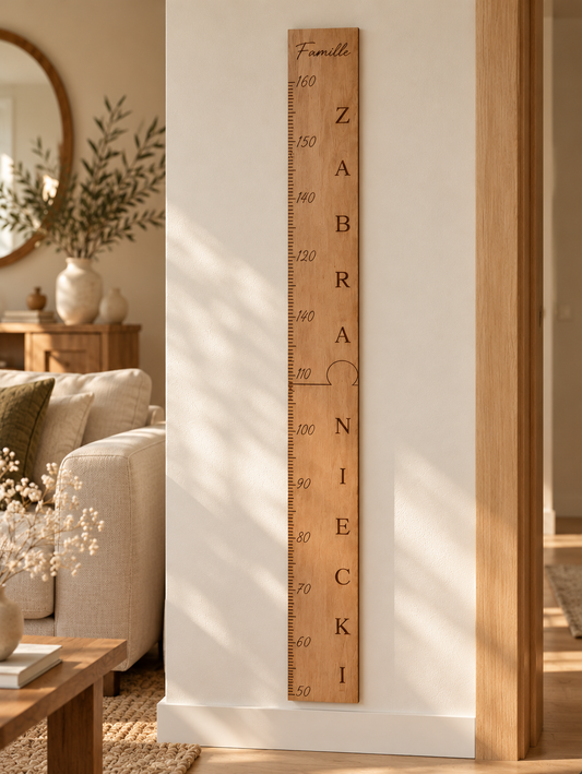 Toise en Bois Personnalisée "Famille" – Déco Écoresponsable Chambre Enfant Atelier MFK