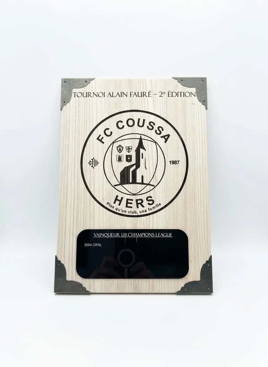 Bouclier de Brennus personnalisé en bois – Trophée sportif sur mesure Atelier MFK