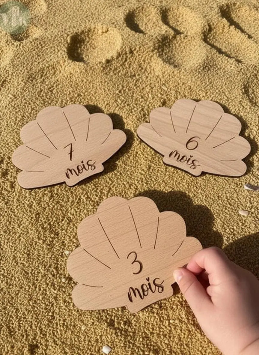 Carte étape bois personnalisée coquillage "SHELL" 12 mois Atelier MFK