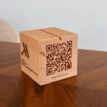 Cube en bois personnalisable avec QR Code Atelier MFK