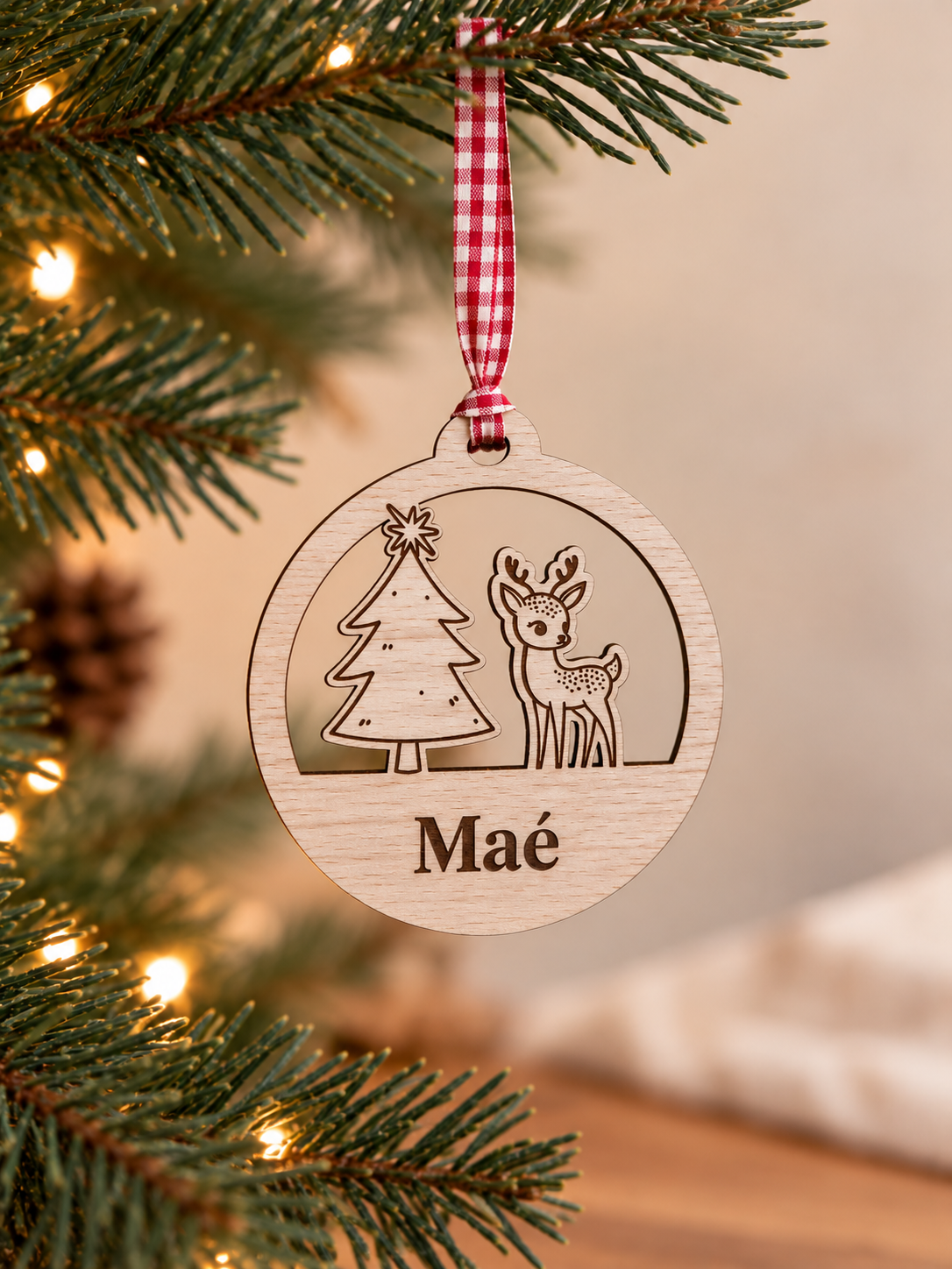 Boule de Noël Faon et Sapin Personnalisée – Prénom Gravé en Bois Atelier MFK