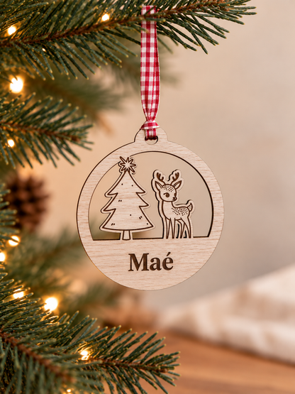 Boule de Noël Faon et Sapin Personnalisée – Prénom Gravé en Bois Atelier MFK