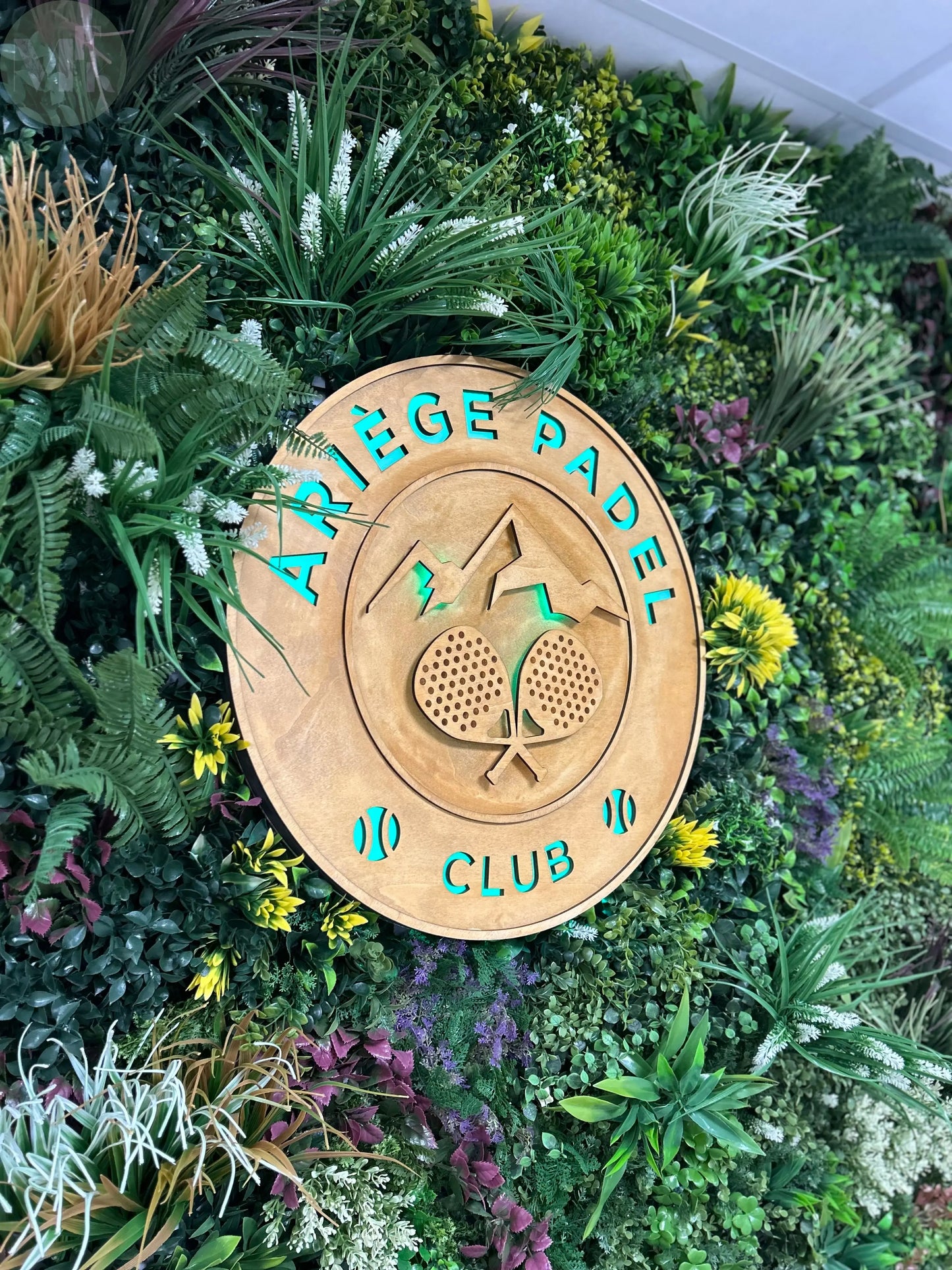 Enseigne en bois personnalisée Atelier MFK