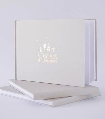 Livre Souvenirs d'anniversaire - ZAKUW ZAKUW