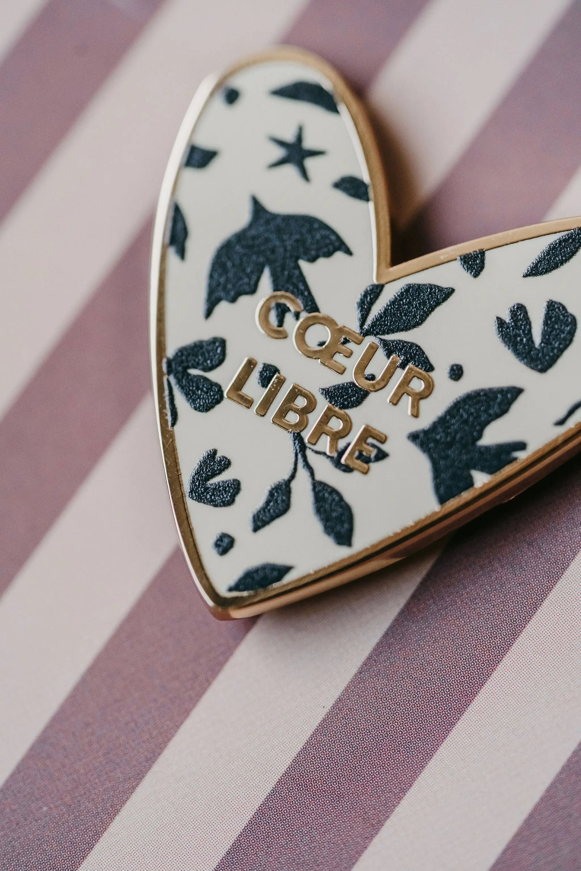 Pin's Cœur Libre - ZAKUW ZAKUW