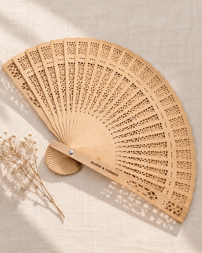 Éventail Cadeau Invité Mariage Personnalisé en Bois Gravé Atelier MFK