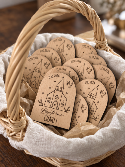 Magnet de baptême en bois personnalisé – Arche église & colombe